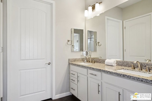 bathroom with vanity