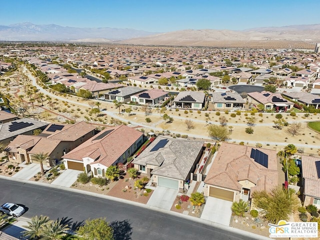 bird's eye view featuring a mountain view