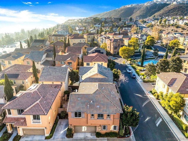 bird's eye view with a mountain view