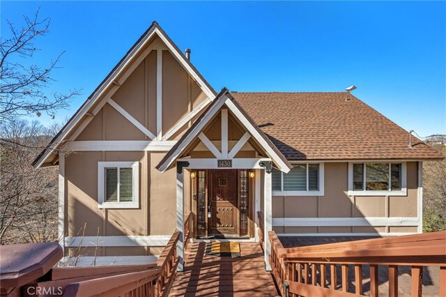 1430 Sequoia Dr, Lake Arrowhead, CA 92352 - view of front of property featuring a shingled roof and stucco siding