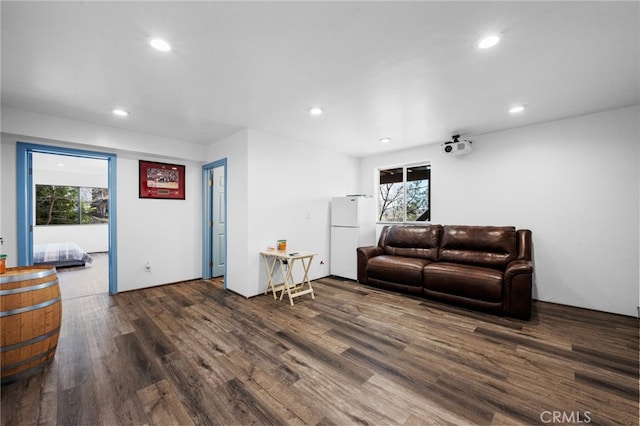 1430 Sequoia Dr, Lake Arrowhead, CA 92352 - living room featuring wood finished floors and recessed lighting