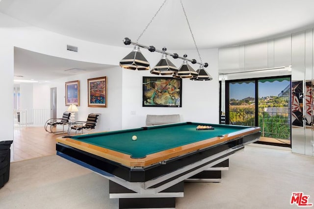 rec room featuring pool table