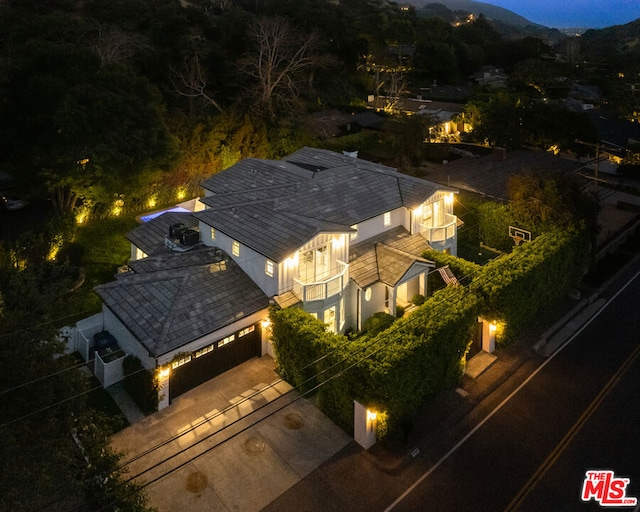 view of aerial view at twilight