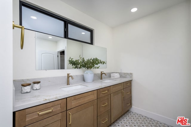 bathroom with vanity