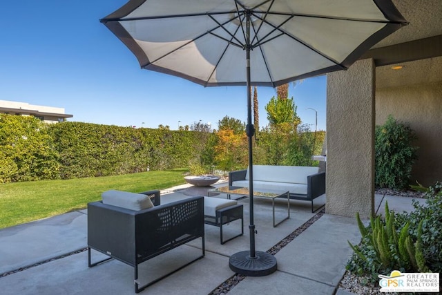 view of patio / terrace featuring outdoor lounge area