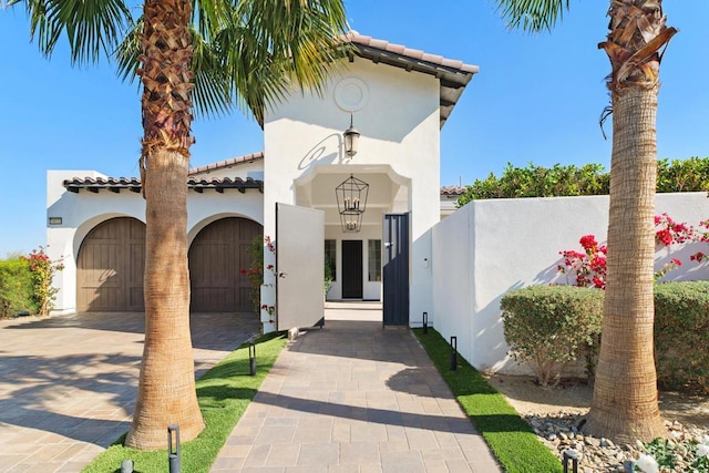 view of mediterranean / spanish-style home