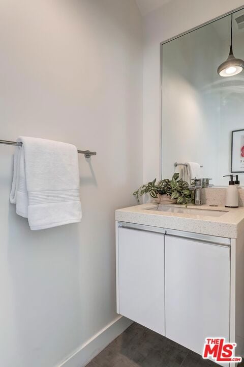 bathroom with vanity