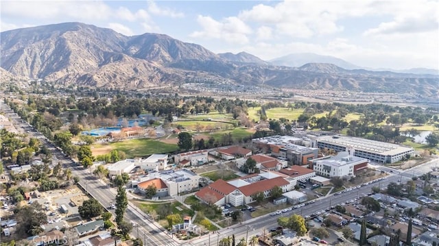 bird's eye view featuring a mountain view