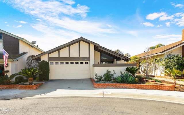 view of front facade featuring a garage