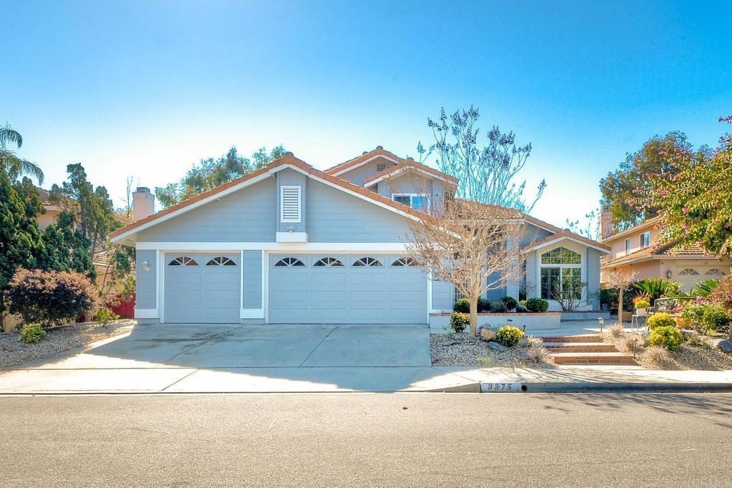 view of front of home with a garage