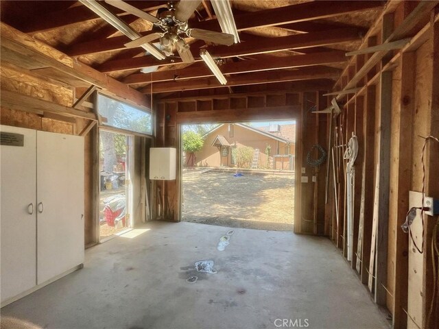 misc room featuring ceiling fan