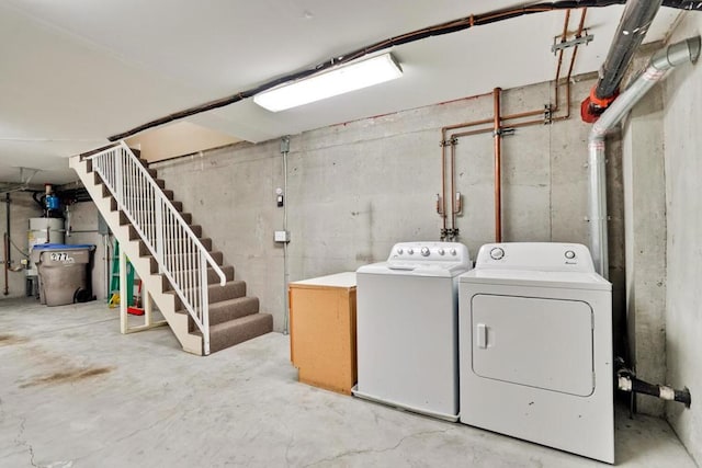 laundry room featuring washer and dryer