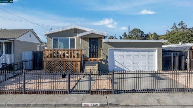 view of front facade with a garage