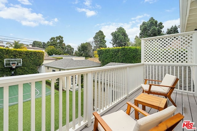 balcony with basketball hoop