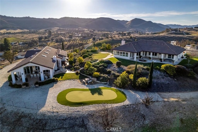 bird's eye view with a mountain view