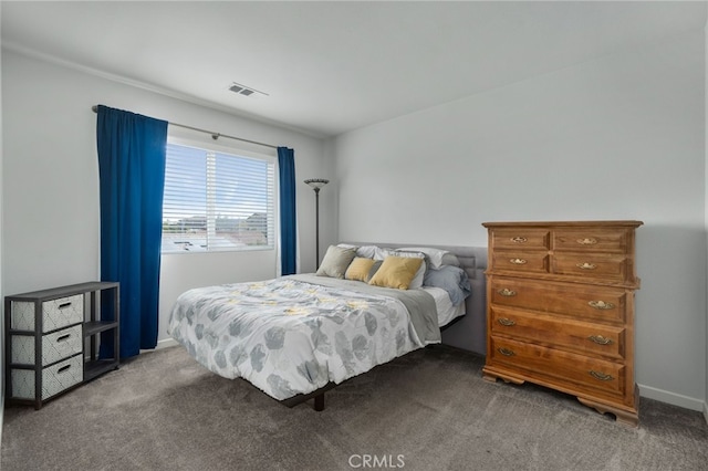 bedroom featuring carpet flooring