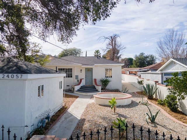 view of front of property