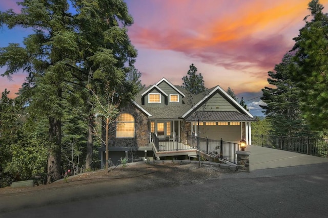 view of front of house featuring a garage