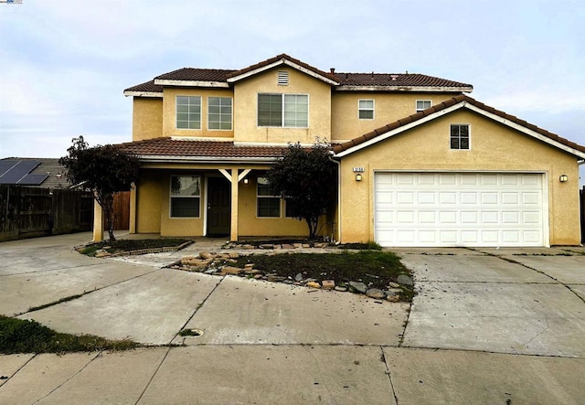 view of front facade featuring a garage