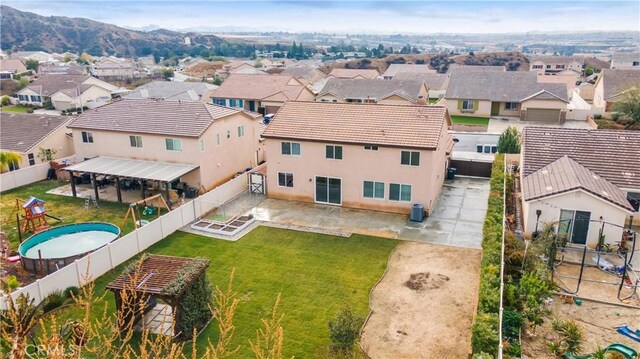 bird's eye view featuring a mountain view