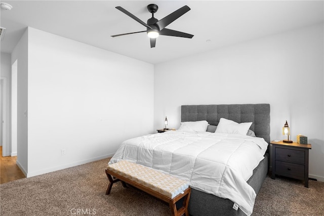 bedroom featuring carpet floors and ceiling fan