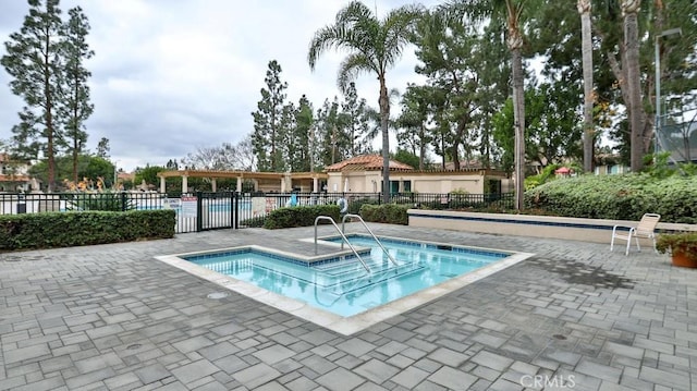 view of swimming pool