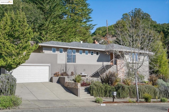 view of front of house featuring a garage