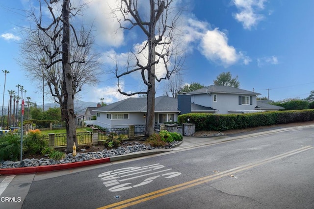 view of front of property