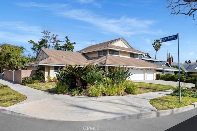 view of front of house featuring a garage