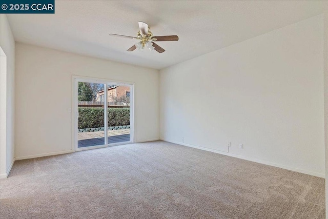 unfurnished room with light carpet and ceiling fan