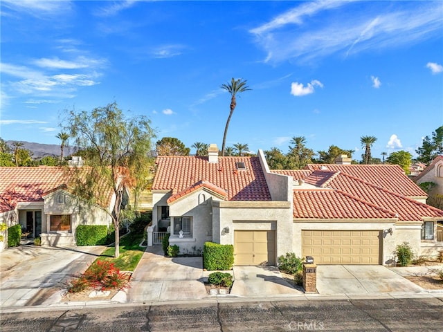 view of mediterranean / spanish-style home