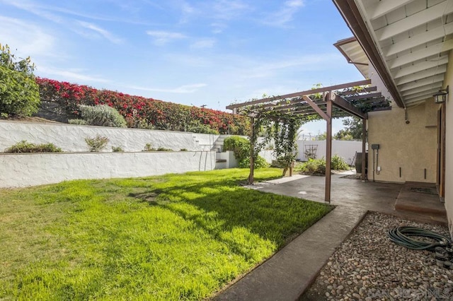 view of yard featuring a patio area and a pergola