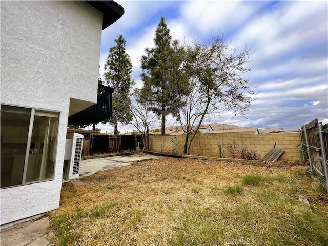 view of yard featuring ac unit