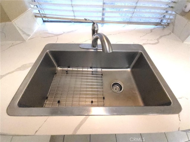 details with sink