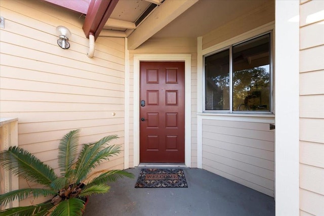 view of entrance to property