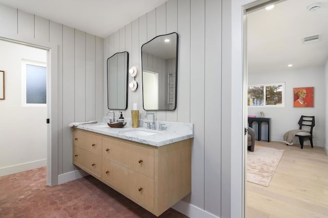 bathroom with vanity