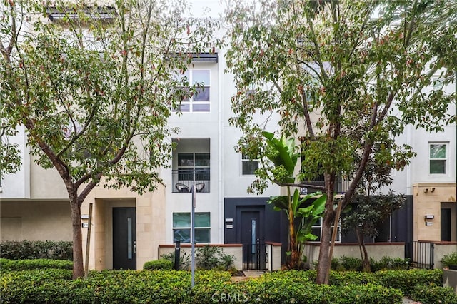 view of townhome / multi-family property