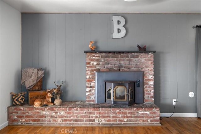 room details featuring hardwood / wood-style floors