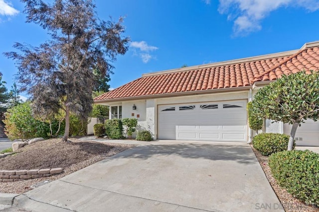 view of front of house with a garage