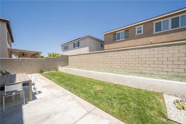 view of yard with a patio area