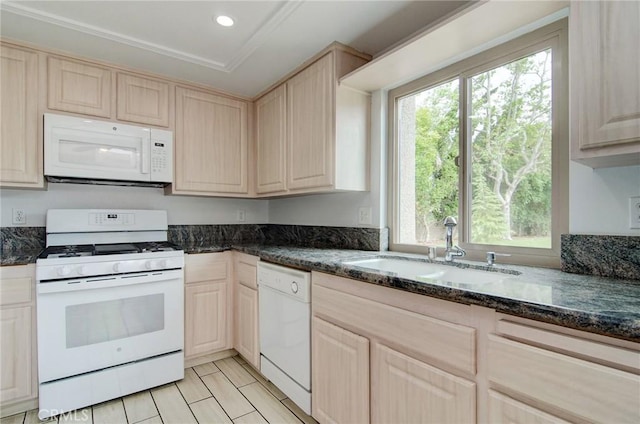 8566 Larkhall Cir Unit 809D, Huntington Beach, CA 92646 - photo 11