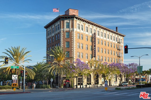 view of building exterior