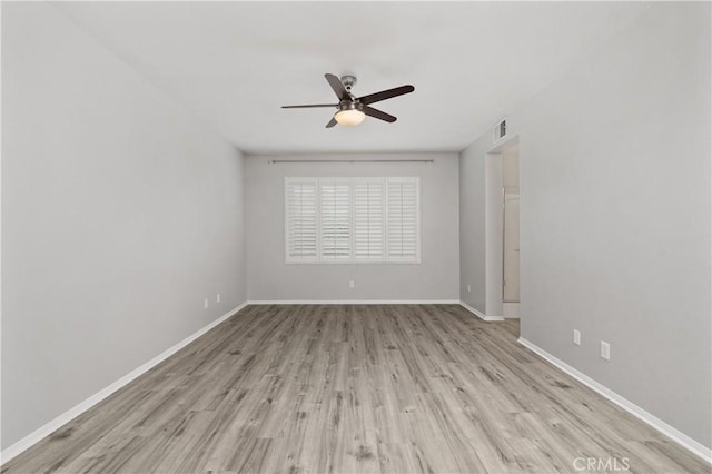 unfurnished room featuring ceiling fan and light hardwood / wood-style floors