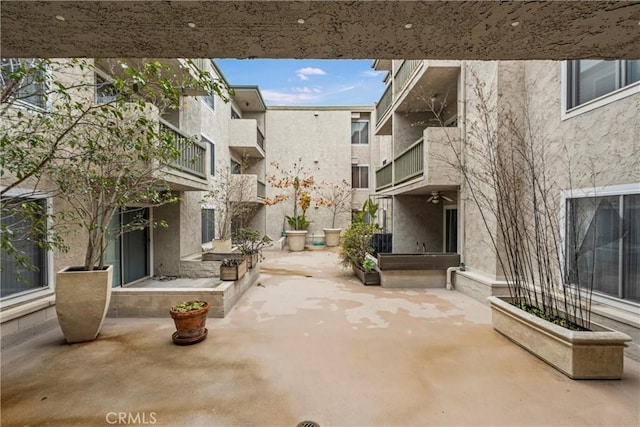 8740 Tuscany Ave Unit 109, Playa Del Rey, CA 90293 - surrounding community featuring a patio area
