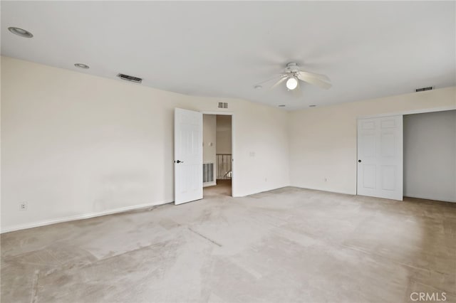 unfurnished bedroom featuring ceiling fan and light carpet