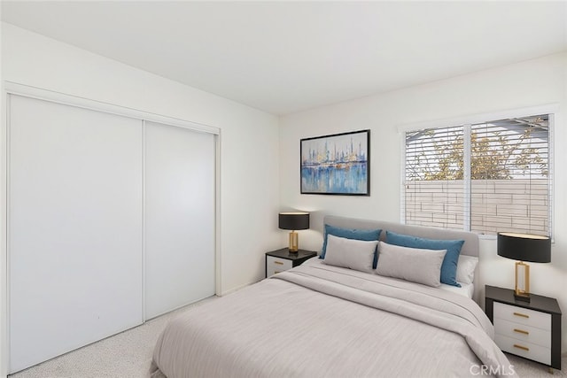 bedroom featuring a closet