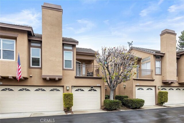 view of townhome / multi-family property