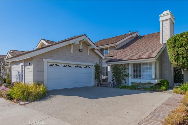 view of front facade with a garage