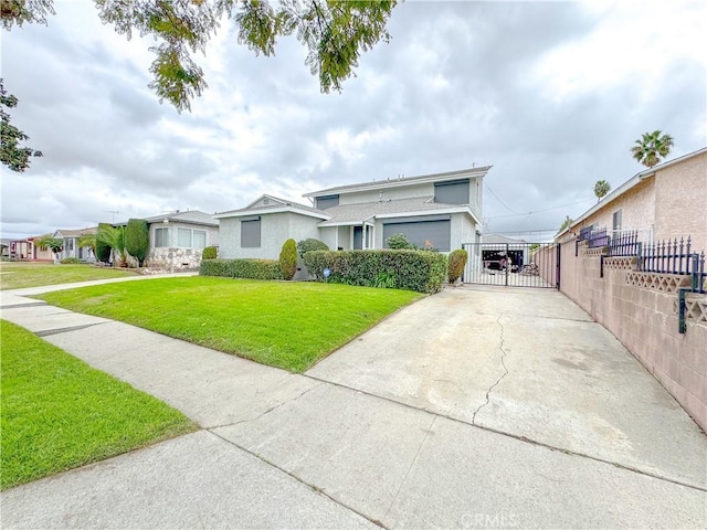 view of front of house featuring a front yard