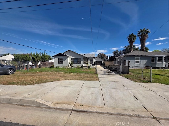 bungalow-style house with a front yard